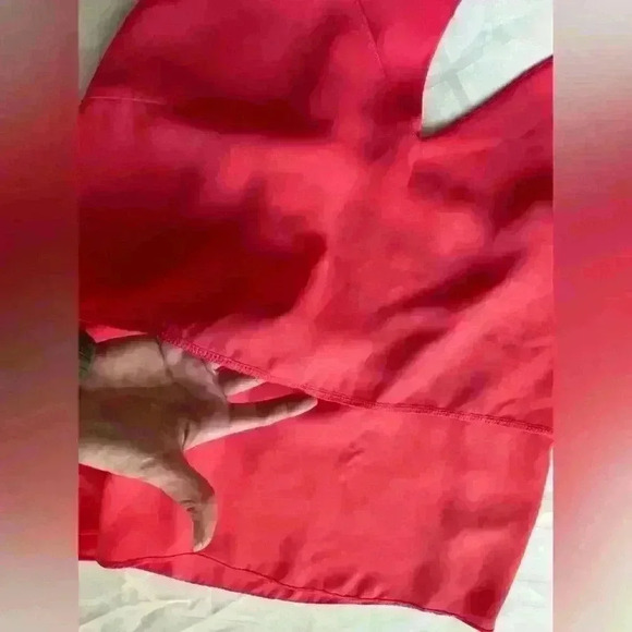 ✨Nymph brand Coral Red V-neck blouse with spaghetti straps size large. - Picture 5 of 9